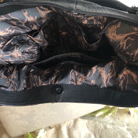 Vince Camuto Black Shoulder Bag Tote - Picture 9 of 16